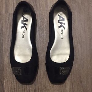 Super Comfy Black Flats EUC